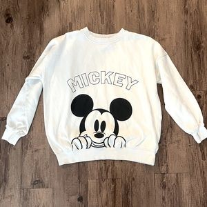 H&M Printed sweatshirt. Size XS.